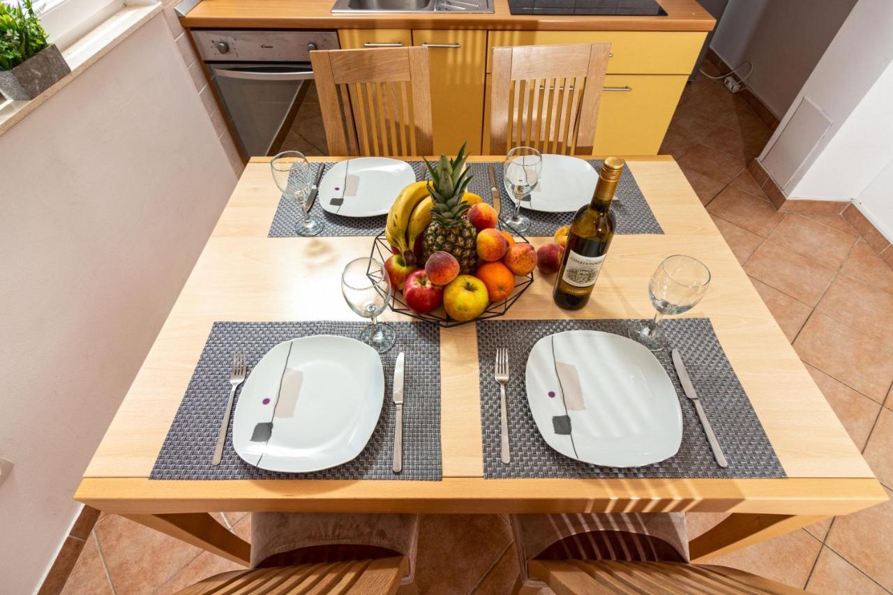 Apartment Mandalina House Stari Grad  Dış mekan fotoğraf
